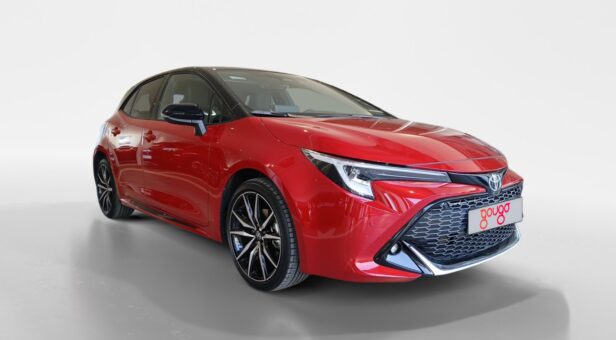 TOYOTA COROLLA BERLINA CON PORTON 1.8 HYBRID GR-SPORT E-CVT 140 5p TOYOTA COROLLA BERLINA CON PORTON 1.8 HYBRID GR-SPORT E-CVT 140 5p