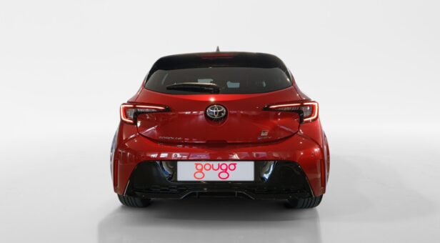TOYOTA COROLLA BERLINA CON PORTON 1.8 HYBRID GR-SPORT E-CVT 140 5p TOYOTA COROLLA BERLINA CON PORTON 1.8 HYBRID GR-SPORT E-CVT 140 5p