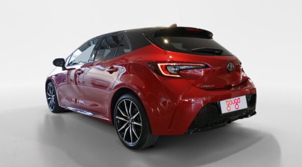 TOYOTA COROLLA BERLINA CON PORTON 1.8 HYBRID GR-SPORT E-CVT 140 5p TOYOTA COROLLA BERLINA CON PORTON 1.8 HYBRID GR-SPORT E-CVT 140 5p