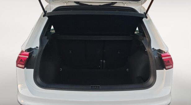 VOLKSWAGEN TIGUAN TODOTERRENO 1.5 TSI 110KW R-LINE DSG 150 5p VOLKSWAGEN TIGUAN TODOTERRENO 1.5 TSI 110KW R-LINE DSG 150 5p