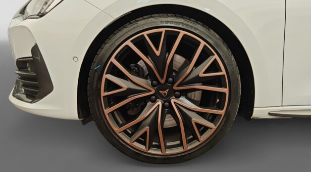 CUPRA LEON SP 2.0 TSI 228KW DSG 310 cv