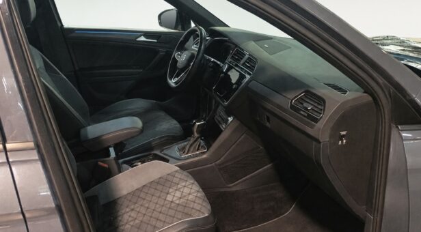 VOLKSWAGEN TIGUAN TODOTERRENO 2.0 TDI 110KW R-LINE DSG 150p VOLKSWAGEN TIGUAN TODOTERRENO 2.0 TDI 110KW R-LINE DSG 150p