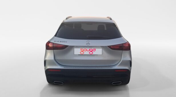 MERCEDES CLASE GLA -CLASS GLA 200 D AMG Line MERCEDES CLASE GLA -CLASS GLA 200 D AMG Line
