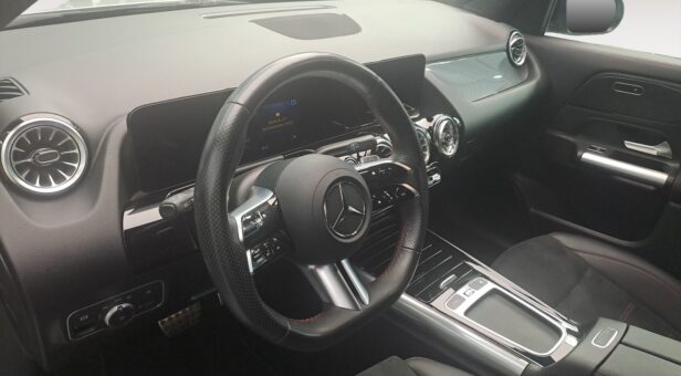 MERCEDES CLASE GLA -CLASS GLA 200 D AMG Line MERCEDES CLASE GLA -CLASS GLA 200 D AMG Line