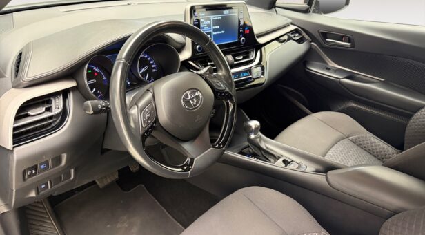 TOYOTA C-HR BERLINA CON PORTON 1.8 VVT-I HYBRID ACTIVE AUTO 122 5p