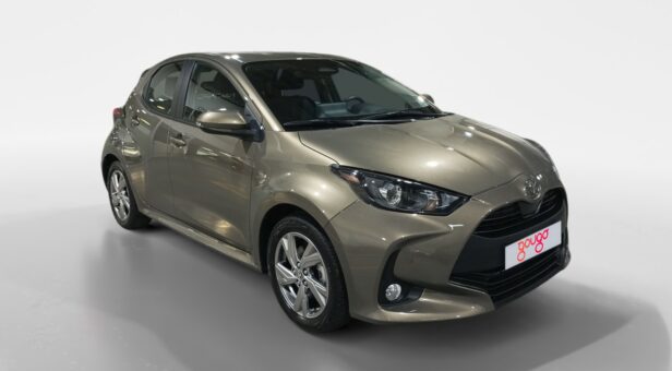 TOYOTA YARIS BERLINA CON PORTON 1.5 VVT-I HEV ACTIVE PLUS 116 5p