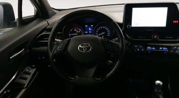 TOYOTA C-HR BERLINA CON PORTON 1.8 VVT-I HYBRID ADVANCE AUTO 122 5p