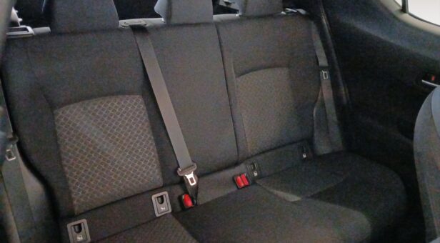 TOYOTA C-HR BERLINA CON PORTON 1.8 VVT-I HYBRID ADVANCE AUTO 122 5p