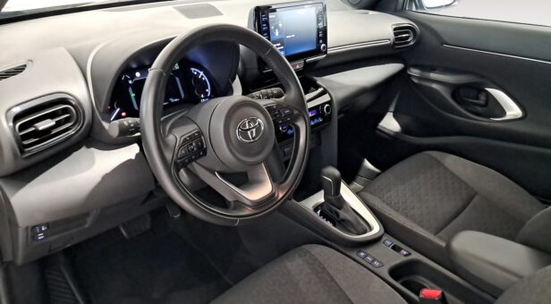 TOYOTA YARIS CROSS TODOTERRENO 1.5 VVT-I HYBRID ACTIVE TECH 116 5p