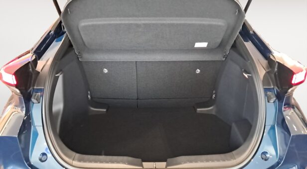 TOYOTA C-HR TODOTERRENO 2.0 HEV HYBRID ADVANCE CVT 196 5p