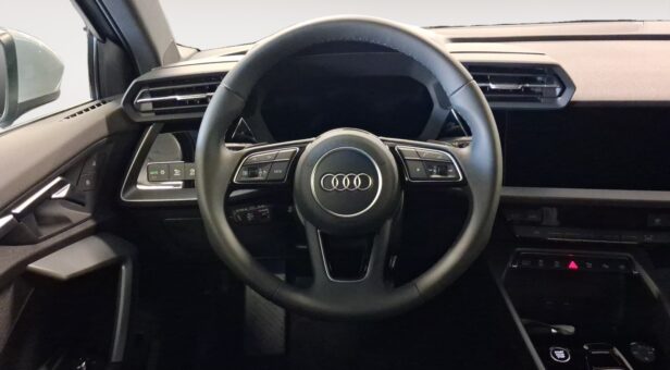 AUDI AUDI A3 AUDI A3 SEDAN ADVANCED TDI 110 KW S Tronic AUDI AUDI A3 AUDI A3 SEDAN ADVANCED TDI 110 KW S Tronic