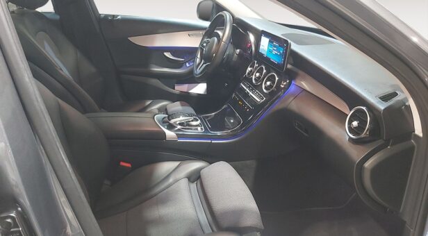 MERCEDES C-CLASS SEDAN 1.5 C 180 AUTO 156 4p