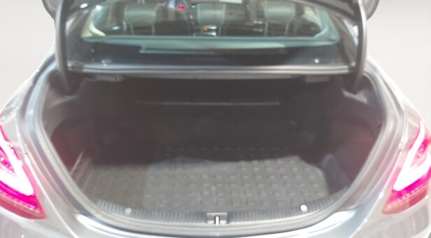 MERCEDES C-CLASS SEDAN 1.5 C 180 AUTO 156 4p