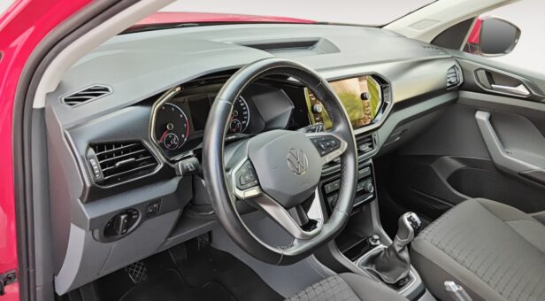 VOLKSWAGEN T-CROSS TODOTERRENO 1.0 TSI 81KW ADVANCE 110 5p VOLKSWAGEN T-CROSS TODOTERRENO 1.0 TSI 81KW ADVANCE 110 5p