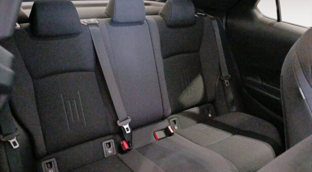 TOYOTA C-HR TODOTERRENO 1.8 HEV ADVANCE PLUS CVT 140 5p TOYOTA C-HR TODOTERRENO 1.8 HEV ADVANCE PLUS CVT 140 5p