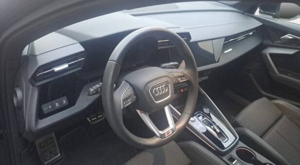 AUDI A3 SEDAN 1.5 35 TFSI MHEV S TRONIC S LINE 150 4p