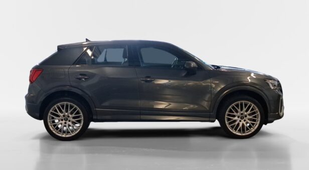 AUDI Q2 TODOTERRENO 2.0 30 TDI S TRONIC ADRENALIN 116 5p