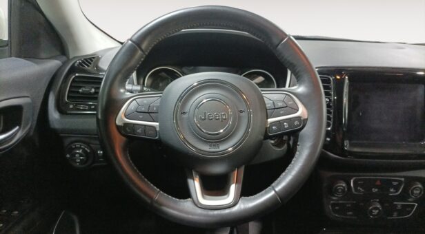JEEP COMPASS TODOTERRENO 2.0 MJET 103KW LIMITED 4WD ATX 140 5p JEEP COMPASS TODOTERRENO 2.0 MJET 103KW LIMITED 4WD ATX 140 5p
