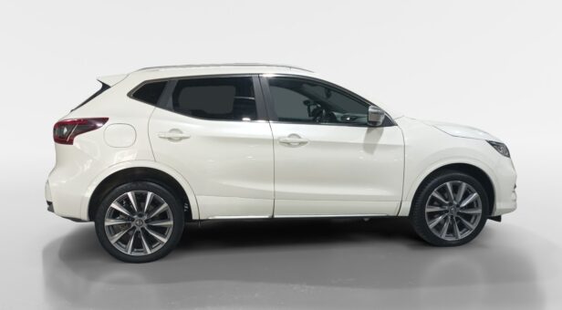 NISSAN QASHQAI QASHQAI BERLINA CON PORTON 1.5 DCI TEKNA+ DCT 85KW 115 5p