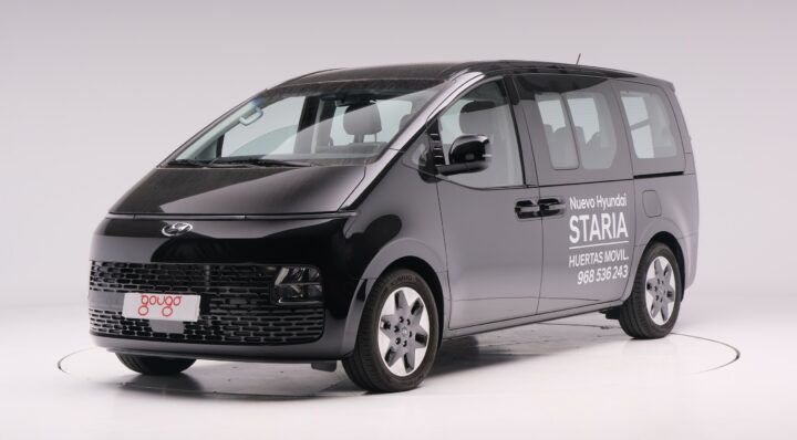 HYUNDAI STARIA MONOVOLUMEN 2.2 CRDI TECNO 9STR 177 5P 9 Plazas HYUNDAI STARIA MONOVOLUMEN 2.2 CRDI TECNO 9STR 177 5P 9 Plazas