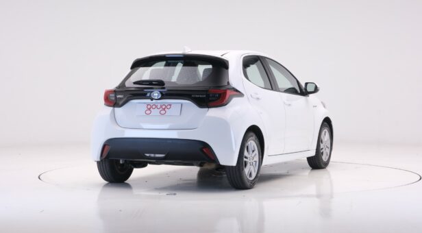 TOYOTA YARIS BERLINA CON PORTON 1.5 VVT-I HYBRID ACTIVE TECH 116 5p