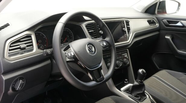 VOLKSWAGEN T-ROC TODOTERRENO 1.0 TSI 81KW ADVANCE R-LINE 110 5p