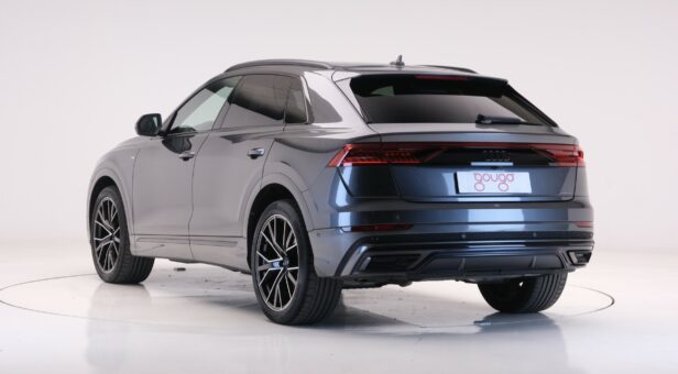 AUDI Q8 TODOTERRENO 3.0 50 TDI BLACK LINE PLUS QUATTRO TIP 286 5p