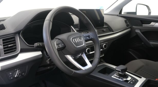 AUDI Q5 TODOTERRENO 2.0 50 TFSI E S TRONIC QUATTRO ADVANCED 299 5p