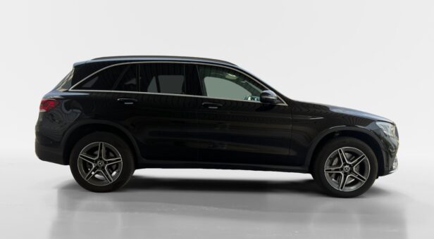 MERCEDES GLC-CLASS GLC 300 DE 4MATIC AMG Line