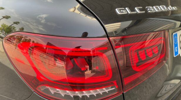 MERCEDES GLC-CLASS GLC 300 DE 4MATIC AMG Line