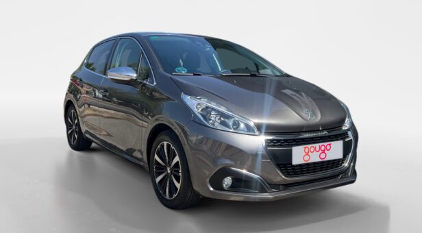 PEUGEOT 208 1.2L PURETECH 81KW AUTO TECH EDITION 110 5P