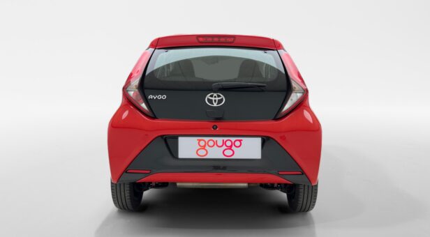 TOYOTA AYGO MINICOCHE 1.0 VVT-I X-PLAY 72 5p