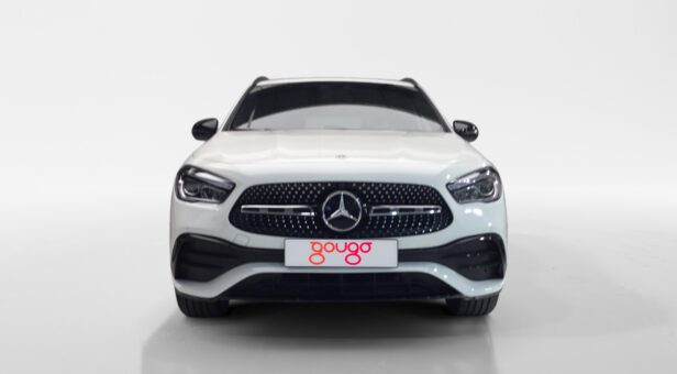 MERCEDES CLASE GLA -CLASS GLA 200 D AMG Line