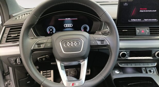 AUDI Q5 TODOTERRENO 2.0 40 TDI S TRONIC QUATTRO BLACK LINE 204 5p