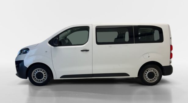 OPEL VIVARO COMBI 1.5 DIESEL 88KW LWB L STD EXPRESS 120 4P 9 Plazas