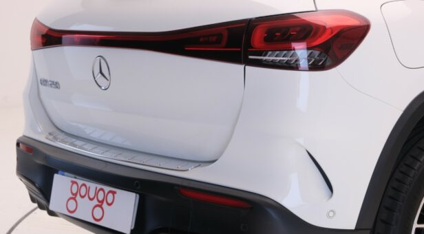 MERCEDES EQA 250 AMG Line