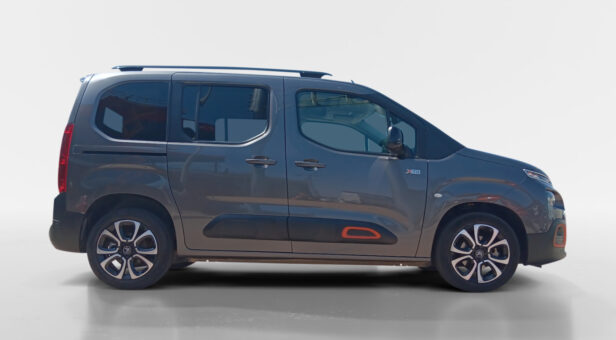 CITROEN BERLINGO MONOVOLUMEN COMPACTO 1.5 BLUEHDI 75KW TALLA M SHINE 102 5p