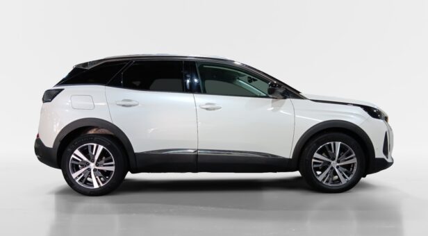 PEUGEOT 3008 TODOTERRENO 1.2 PURETECH 96KW S&S ALLURE 130 5p