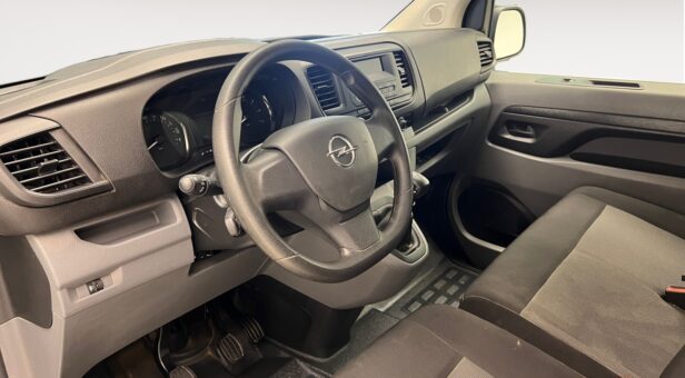 OPEL VIVARO COMBI 1.5 DIESEL 88KW LWB L STD EXPRESS 120 4P 9 Plazas