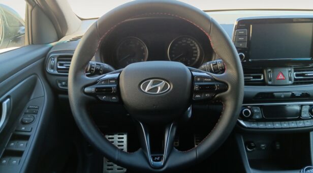 HYUNDAI I30 BERLINA CON PORTON 1.0 TGDI N LINE 30 ANIVERSARIO 120 5p