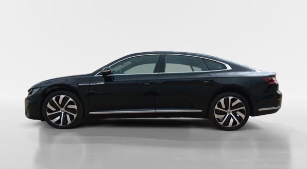 VOLKSWAGEN ARTEON BERLINA CON PORTON 2.0 TDI 110KW DSG R-LINE 150 5p