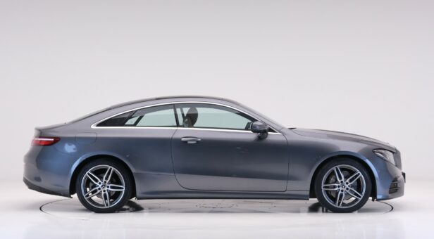 MERCEDES E-CLASS E 220 d COUPE AMG LINE