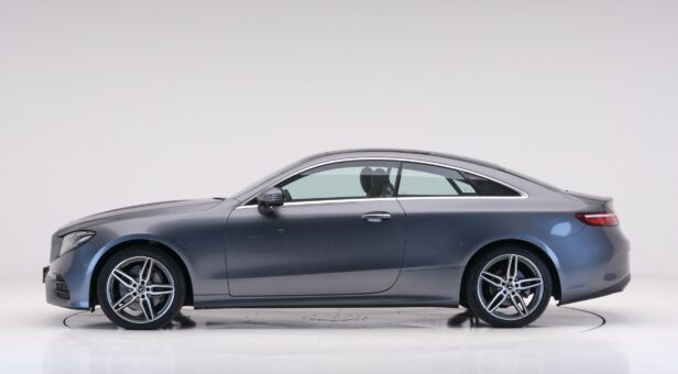 MERCEDES E-CLASS E 220 d COUPE AMG LINE