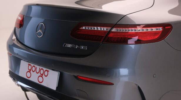 MERCEDES E-CLASS E 220 d COUPE AMG LINE