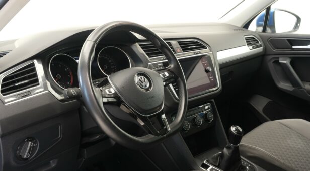 VOLKSWAGEN TIGUAN ADVANCE 1.5 TSI 110 KW (150 cv) 6 VEL.